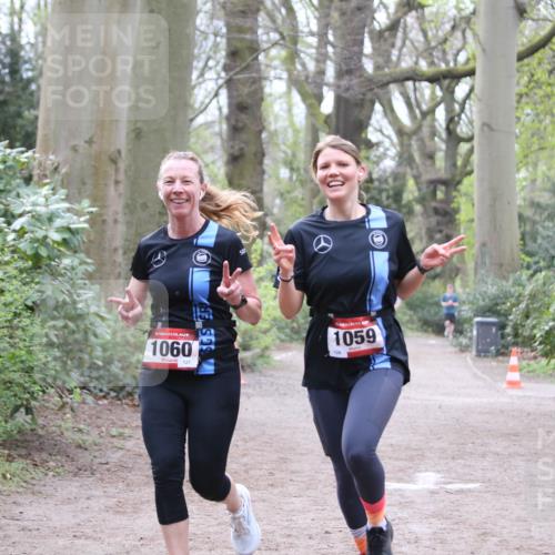 13.04.2025 - Hammer Lauf Jannik Wohlers http://msf.ph/oto/7638390 13.04.2025 10:09:58 Laufen 1060, 121, 1059 meine-sportfotos.de