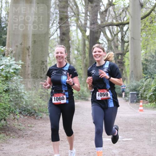 13.04.2025 - Hammer Lauf Jannik Wohlers http://msf.ph/oto/7638397 13.04.2025 10:09:58 Laufen 1060, 121, 1059 meine-sportfotos.de