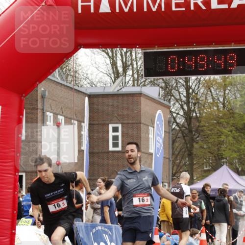 13.04.2025 - Hammer Lauf A. Gomolzig http://msf.ph/oto/7638428 13.04.2025 11:49:47 Ziel 16, 1727 meine-sportfotos.de