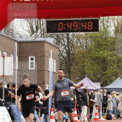 13.04.2025 - Hammer Lauf A. Gomolzig http://msf.ph/oto/7638454 13.04.2025 11:49:47 Ziel 16, 1727 meine-sportfotos.de