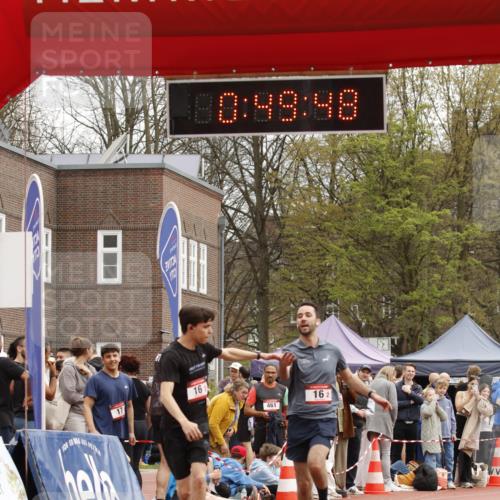 13.04.2025 - Hammer Lauf A. Gomolzig http://msf.ph/oto/7638493 13.04.2025 11:49:46 Ziel 16, 1727 meine-sportfotos.de