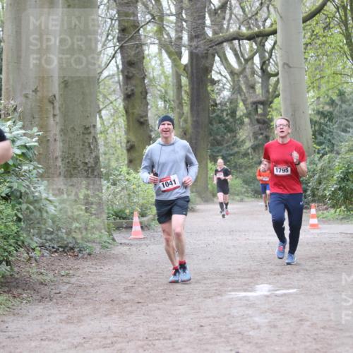 13.04.2025 - Hammer Lauf Jannik Wohlers http://msf.ph/oto/7638534 13.04.2025 10:09:40 Laufen 200, 1041, 1795 meine-sportfotos.de