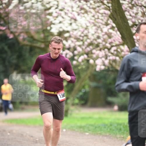 13.04.2025 - Hammer Lauf Dr. Thomas Lammeyer http://msf.ph/oto/7638638 13.04.2025 10:07:32 Laufen 15, 198 meine-sportfotos.de