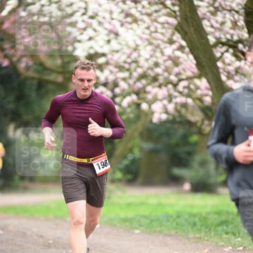 13.04.2025 - Hammer Lauf Dr. Thomas Lammeyer http://msf.ph/oto/7638643 13.04.2025 10:07:32 Laufen 198 meine-sportfotos.de