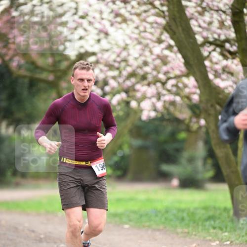 13.04.2025 - Hammer Lauf Dr. Thomas Lammeyer http://msf.ph/oto/7638650 13.04.2025 10:07:32 Laufen 198 meine-sportfotos.de