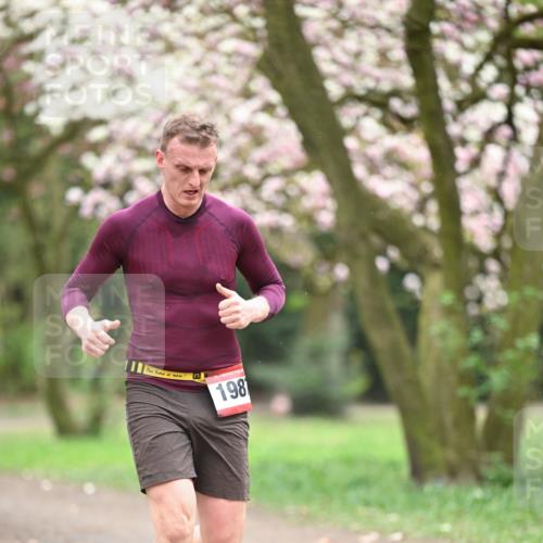 13.04.2025 - Hammer Lauf Dr. Thomas Lammeyer http://msf.ph/oto/7638679 13.04.2025 10:07:33 Laufen 198 meine-sportfotos.de