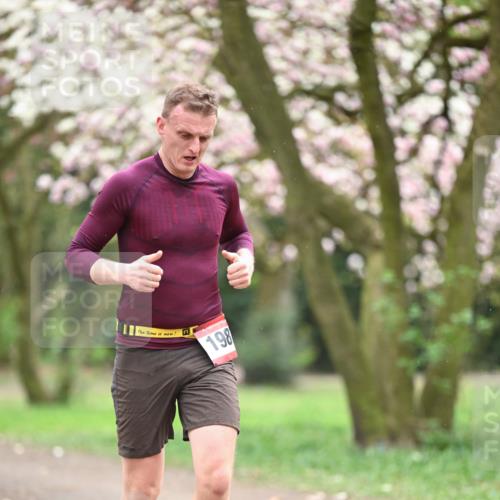 13.04.2025 - Hammer Lauf Dr. Thomas Lammeyer http://msf.ph/oto/7638686 13.04.2025 10:07:33 Laufen 198 meine-sportfotos.de