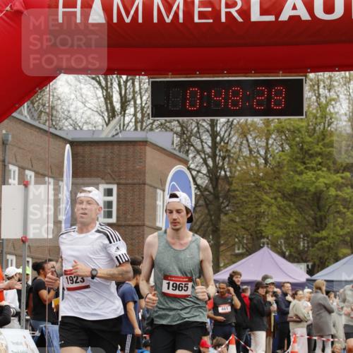 13.04.2025 - Hammer Lauf A. Gomolzig http://msf.ph/oto/7638746 13.04.2025 11:48:27 Ziel 559, 1923, 1965 meine-sportfotos.de