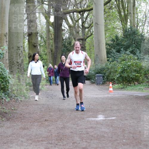 13.04.2025 - Hammer Lauf Jannik Wohlers http://msf.ph/oto/7638818 13.04.2025 12:22:06 Laufen 1258 meine-sportfotos.de