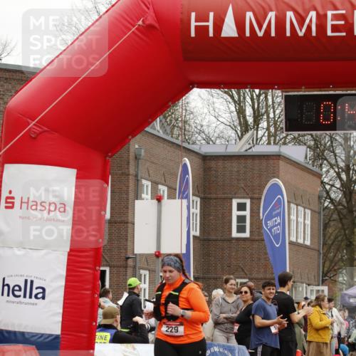 13.04.2025 - Hammer Lauf A. Gomolzig http://msf.ph/oto/7638867 13.04.2025 11:47:07 Ziel 229, 312, 493 meine-sportfotos.de