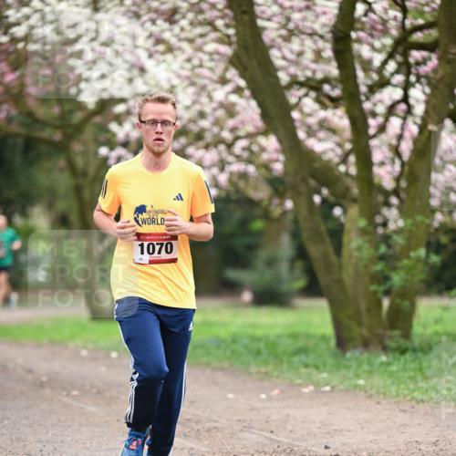 13.04.2025 - Hammer Lauf Dr. Thomas Lammeyer http://msf.ph/oto/7638936 13.04.2025 10:07:45 Laufen 15, 1070, 51 meine-sportfotos.de