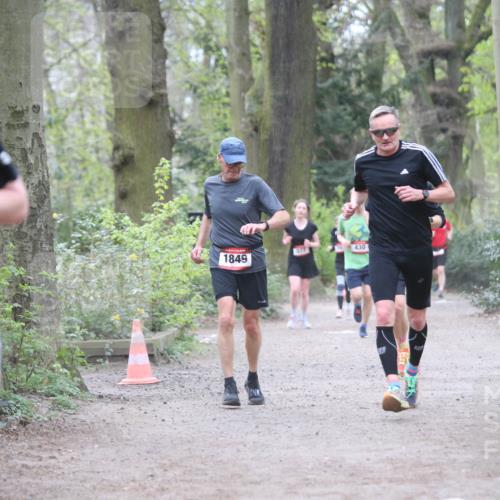 13.04.2025 - Hammer Lauf Jannik Wohlers http://msf.ph/oto/7638966 13.04.2025 10:09:06 Laufen 708, 577, 430, 1849 meine-sportfotos.de
