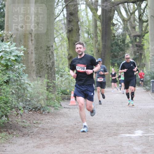 13.04.2025 - Hammer Lauf Jannik Wohlers http://msf.ph/oto/7638989 13.04.2025 10:09:05 Laufen 1708, 1849 meine-sportfotos.de