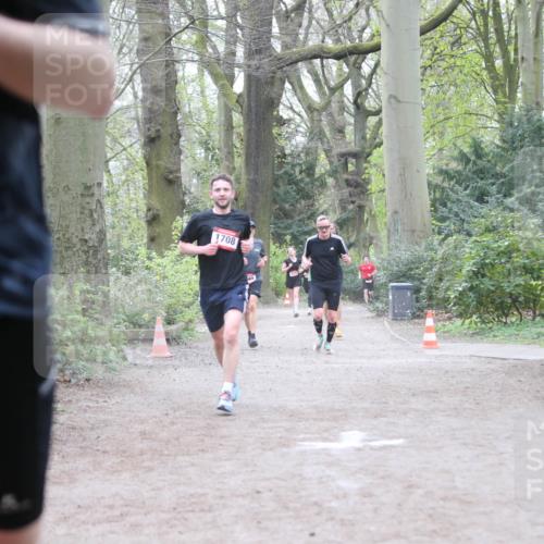 13.04.2025 - Hammer Lauf Jannik Wohlers http://msf.ph/oto/7638995 13.04.2025 10:09:04 Laufen 6, 1708 meine-sportfotos.de