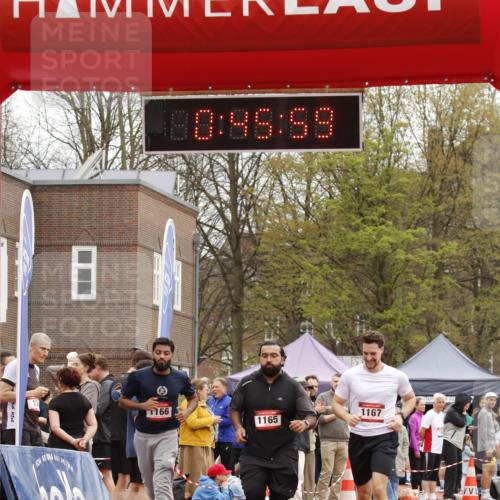 13.04.2025 - Hammer Lauf A. Gomolzig http://msf.ph/oto/7639006 13.04.2025 11:45:57 Ziel 492, 1165, 1166, 1167 meine-sportfotos.de
