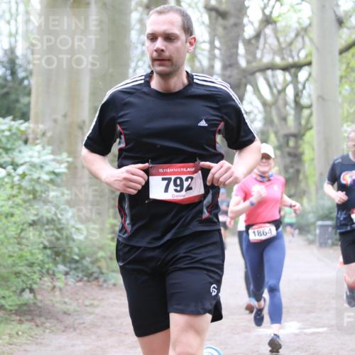 13.04.2025 - Hammer Lauf Jannik Wohlers http://msf.ph/oto/7639028 13.04.2025 10:09:02 Laufen 15, 792, 1864, 356 meine-sportfotos.de