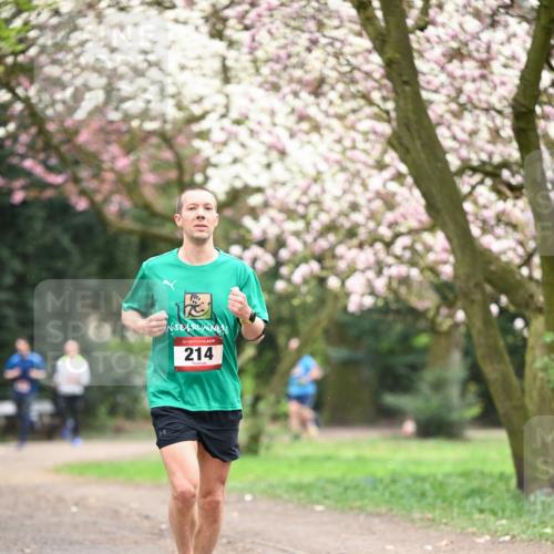 13.04.2025 - Hammer Lauf Dr. Thomas Lammeyer http://msf.ph/oto/7639032 13.04.2025 10:07:57 Laufen 15, 214 meine-sportfotos.de