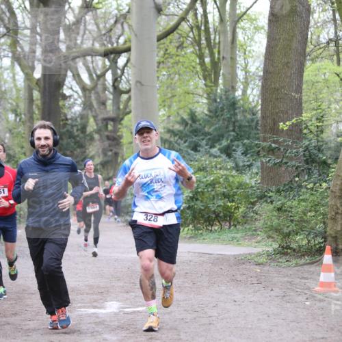 13.04.2025 - Hammer Lauf Jannik Wohlers http://msf.ph/oto/7639160 13.04.2025 10:08:48 Laufen 1039, 1961, 1944, 328 meine-sportfotos.de