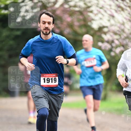 13.04.2025 - Hammer Lauf Dr. Thomas Lammeyer http://msf.ph/oto/7639260 13.04.2025 10:08:11 Laufen 15, 1919 meine-sportfotos.de