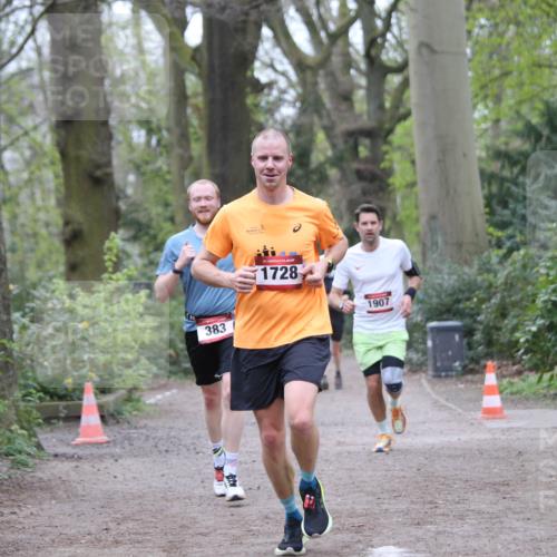 13.04.2025 - Hammer Lauf Jannik Wohlers http://msf.ph/oto/7639319 13.04.2025 10:08:32 Laufen 383, 15, 1728, 1907 meine-sportfotos.de