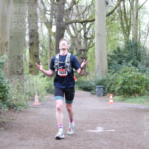 13.04.2025 - Hammer Lauf Jannik Wohlers http://msf.ph/oto/7639351 13.04.2025 12:17:33 Laufen 1028 meine-sportfotos.de