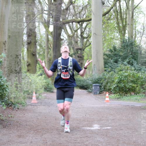 13.04.2025 - Hammer Lauf Jannik Wohlers http://msf.ph/oto/7639355 13.04.2025 12:17:33 Laufen 1028 meine-sportfotos.de