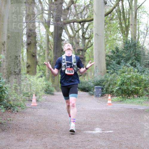 13.04.2025 - Hammer Lauf Jannik Wohlers http://msf.ph/oto/7639357 13.04.2025 12:17:33 Laufen 1028 meine-sportfotos.de