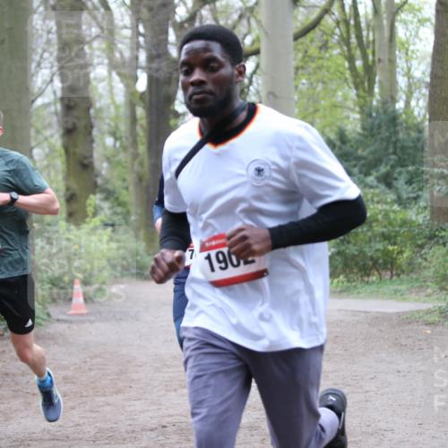 13.04.2025 - Hammer Lauf Jannik Wohlers http://msf.ph/oto/7639373 13.04.2025 10:08:23 Laufen 330, 7, 190 meine-sportfotos.de