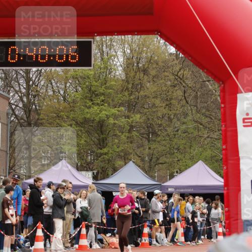 13.04.2025 - Hammer Lauf A. Gomolzig http://msf.ph/oto/7639380 13.04.2025 11:40:05 Ziel 426 meine-sportfotos.de