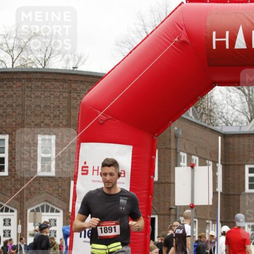 13.04.2025 - Hammer Lauf A. Gomolzig http://msf.ph/oto/7639439 13.04.2025 11:39:33 Ziel 319, 1891, 1898 meine-sportfotos.de