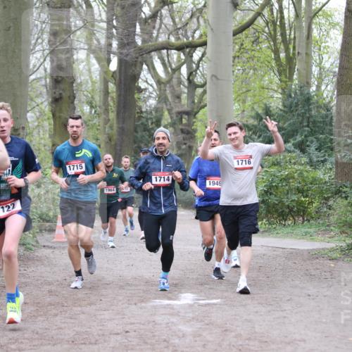 13.04.2025 - Hammer Lauf Jannik Wohlers http://msf.ph/oto/7639485 13.04.2025 10:08:19 Laufen 1110, 1715, 122, 1716, 1714, 1964, 50, 1949 meine-sportfotos.de