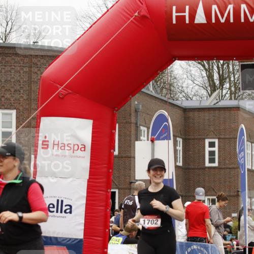 13.04.2025 - Hammer Lauf A. Gomolzig http://msf.ph/oto/7639525 13.04.2025 11:39:16 Ziel 454, 1702, 1950 meine-sportfotos.de