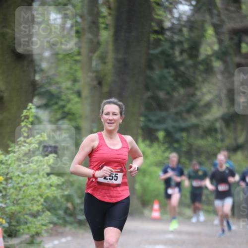 13.04.2025 - Hammer Lauf Jannik Wohlers http://msf.ph/oto/7639577 13.04.2025 10:08:07 Laufen 255 meine-sportfotos.de