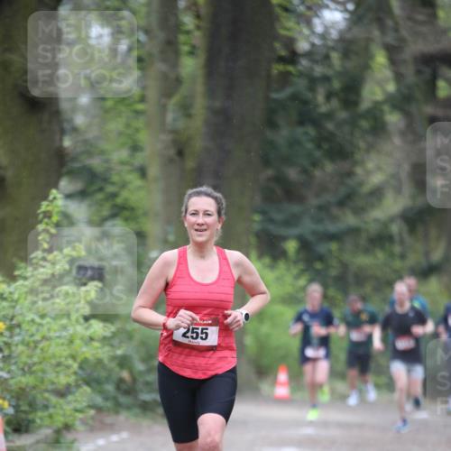 13.04.2025 - Hammer Lauf Jannik Wohlers http://msf.ph/oto/7639579 13.04.2025 10:08:07 Laufen 255 meine-sportfotos.de