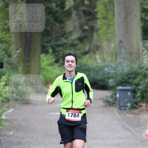13.04.2025 - Hammer Lauf Jannik Wohlers http://msf.ph/oto/7639588 13.04.2025 12:14:22 Laufen 1784 meine-sportfotos.de