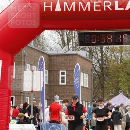 13.04.2025 - Hammer Lauf A. Gomolzig http://msf.ph/oto/7639590 13.04.2025 11:39:13 Ziel 5, 454, 1702 meine-sportfotos.de