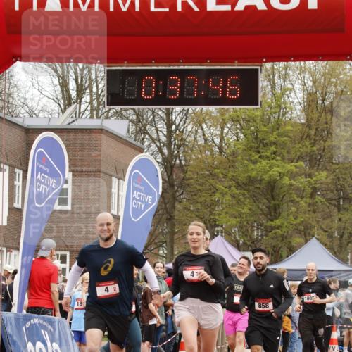 13.04.2025 - Hammer Lauf A. Gomolzig http://msf.ph/oto/7639830 13.04.2025 11:37:45 Ziel 4, 7, 11, 476, 858, 1376, 1802 meine-sportfotos.de