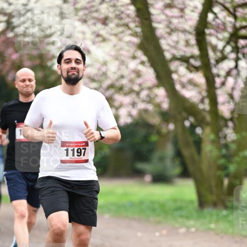 13.04.2025 - Hammer Lauf Dr. Thomas Lammeyer http://msf.ph/oto/7639978 13.04.2025 10:09:02 Laufen 15, 1197 meine-sportfotos.de