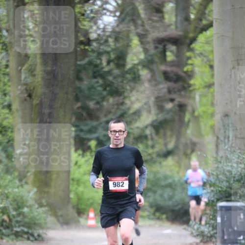 13.04.2025 - Hammer Lauf Jannik Wohlers http://msf.ph/oto/7640034 13.04.2025 10:07:18 Laufen 982 meine-sportfotos.de