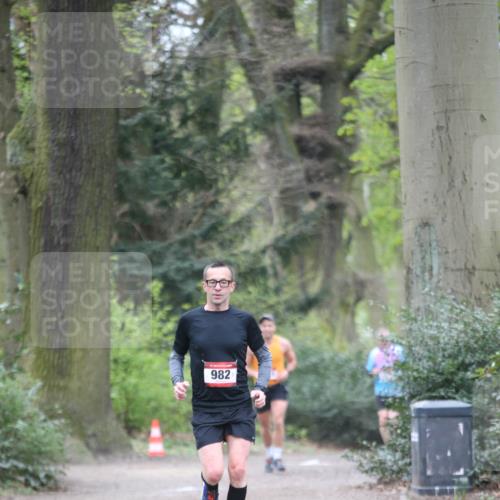 13.04.2025 - Hammer Lauf Jannik Wohlers http://msf.ph/oto/7640041 13.04.2025 10:07:17 Laufen 982 meine-sportfotos.de