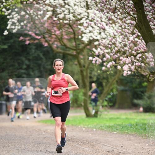 13.04.2025 - Hammer Lauf Dr. Thomas Lammeyer http://msf.ph/oto/7640081 13.04.2025 10:09:12 Laufen 255 meine-sportfotos.de