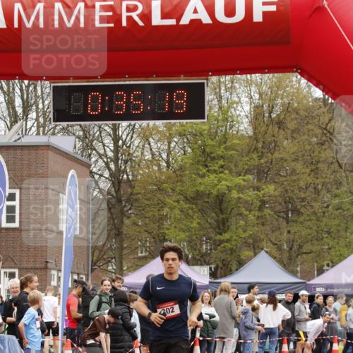 13.04.2025 - Hammer Lauf A. Gomolzig http://msf.ph/oto/7640132 13.04.2025 11:35:17 Ziel 3, 302 meine-sportfotos.de