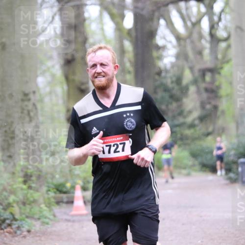 13.04.2025 - Hammer Lauf Jannik Wohlers http://msf.ph/oto/7640156 13.04.2025 12:11:31 Laufen 1727 meine-sportfotos.de