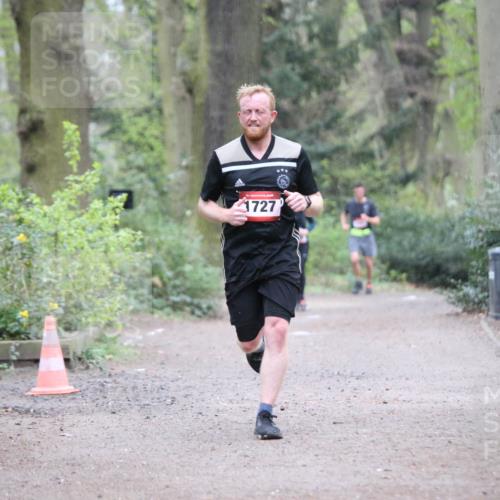 13.04.2025 - Hammer Lauf Jannik Wohlers http://msf.ph/oto/7640174 13.04.2025 12:11:28 Laufen 1727 meine-sportfotos.de
