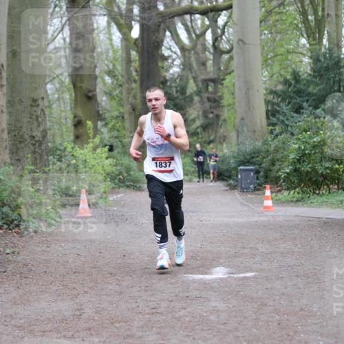 13.04.2025 - Hammer Lauf Jannik Wohlers http://msf.ph/oto/7640193 13.04.2025 12:11:25 Laufen 1837 meine-sportfotos.de