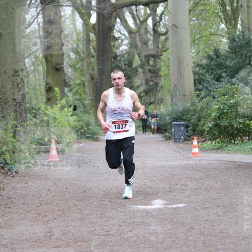 13.04.2025 - Hammer Lauf Jannik Wohlers http://msf.ph/oto/7640197 13.04.2025 12:11:25 Laufen 1837 meine-sportfotos.de