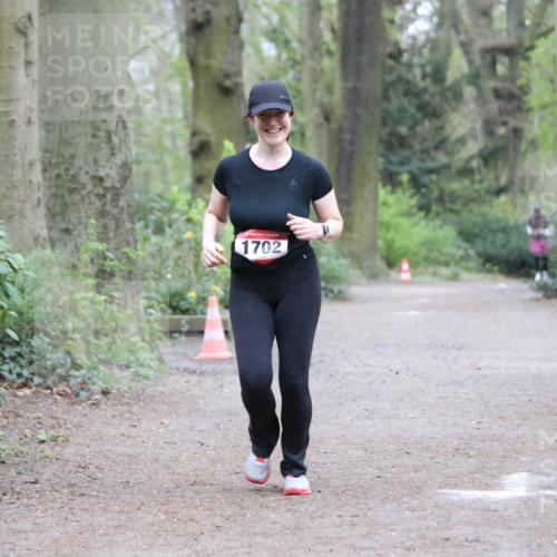13.04.2025 - Hammer Lauf Jannik Wohlers http://msf.ph/oto/7640264 13.04.2025 12:10:51 Laufen 1702 meine-sportfotos.de