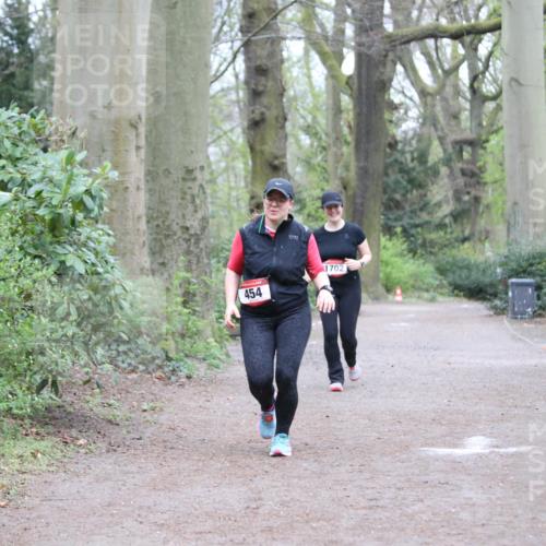 13.04.2025 - Hammer Lauf Jannik Wohlers http://msf.ph/oto/7640279 13.04.2025 12:10:50 Laufen 454, 1702 meine-sportfotos.de