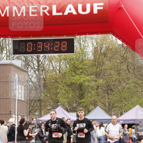 13.04.2025 - Hammer Lauf A. Gomolzig http://msf.ph/oto/7640283 13.04.2025 11:34:27 Ziel 167, 174, 524, 1776, 1945, 1946, 1947 meine-sportfotos.de