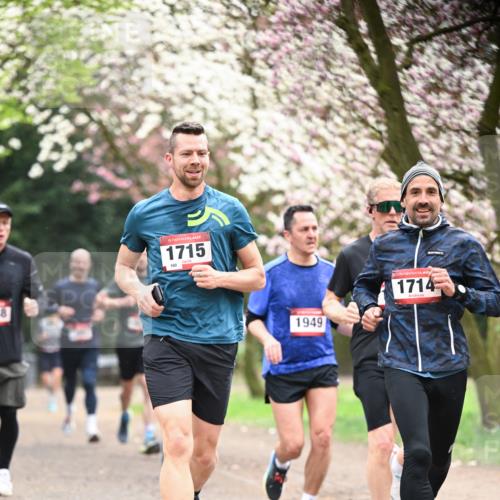 13.04.2025 - Hammer Lauf Dr. Thomas Lammeyer http://msf.ph/oto/7640289 13.04.2025 10:09:23 Laufen 15, 1715, 160, 1949, 15, 1714 meine-sportfotos.de